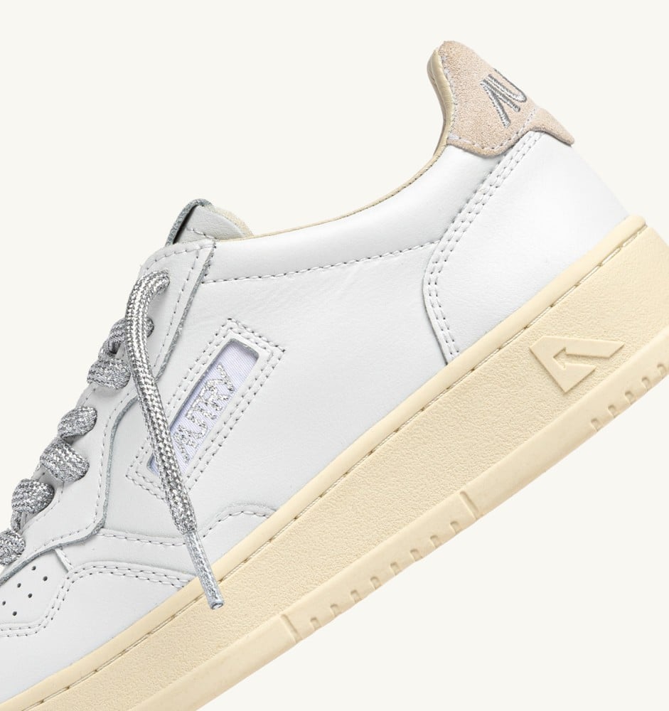 MEDALIST LOW IN WHITE LEATHER WITH SILVER-TONE LUREX DETAILS