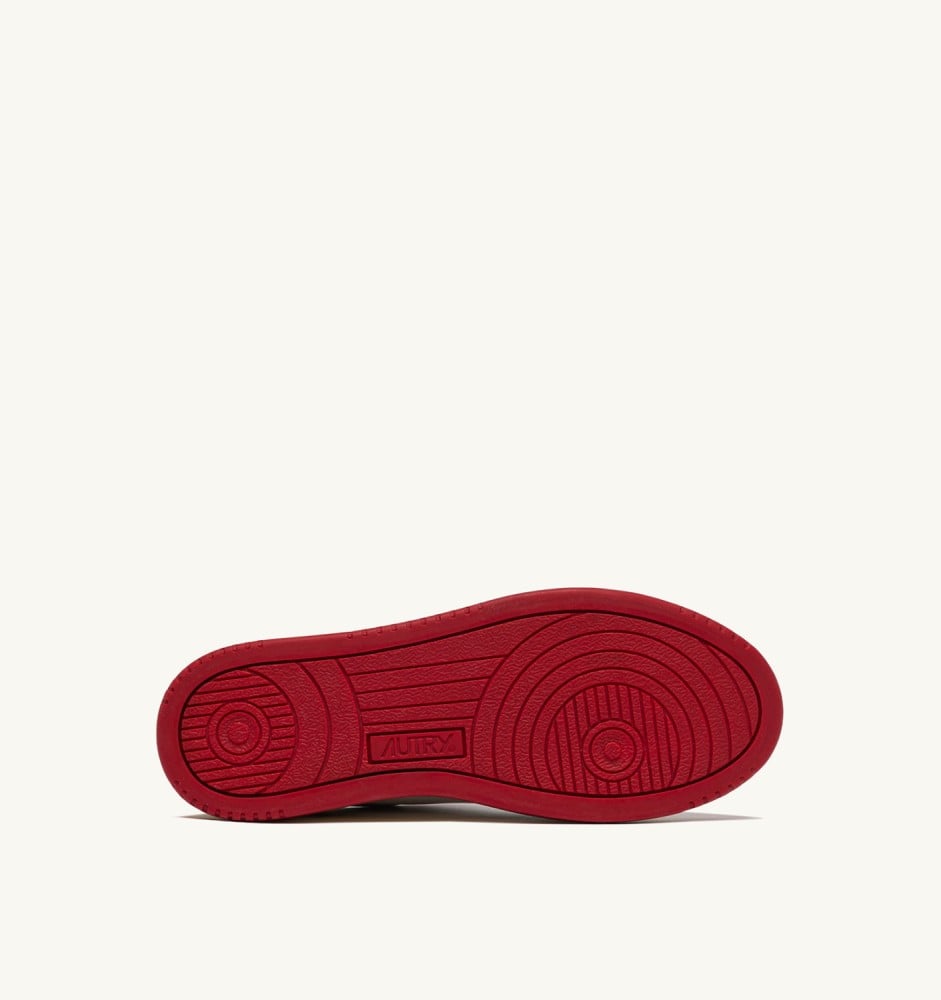 MEDALIST LOW IN WHITE AND RED LEATHER WITH LETTERING
