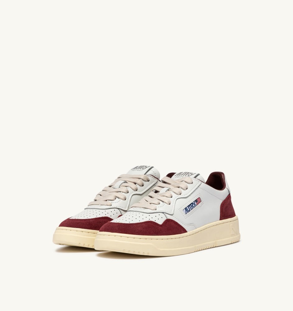 MEDALIST LOW IN WHITE LEATHER AND BURGUNDY SUEDE