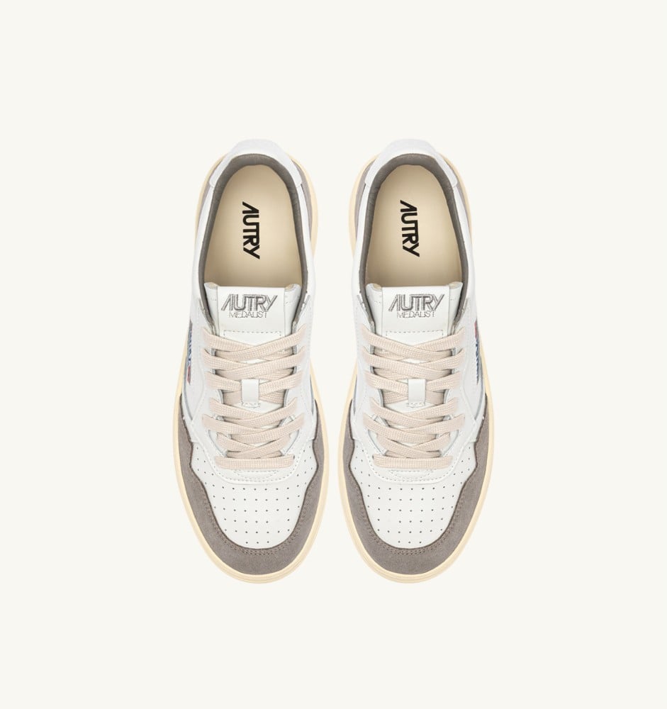 MEDALIST LOW IN WHITE LEATHER AND CEMENT SUEDE