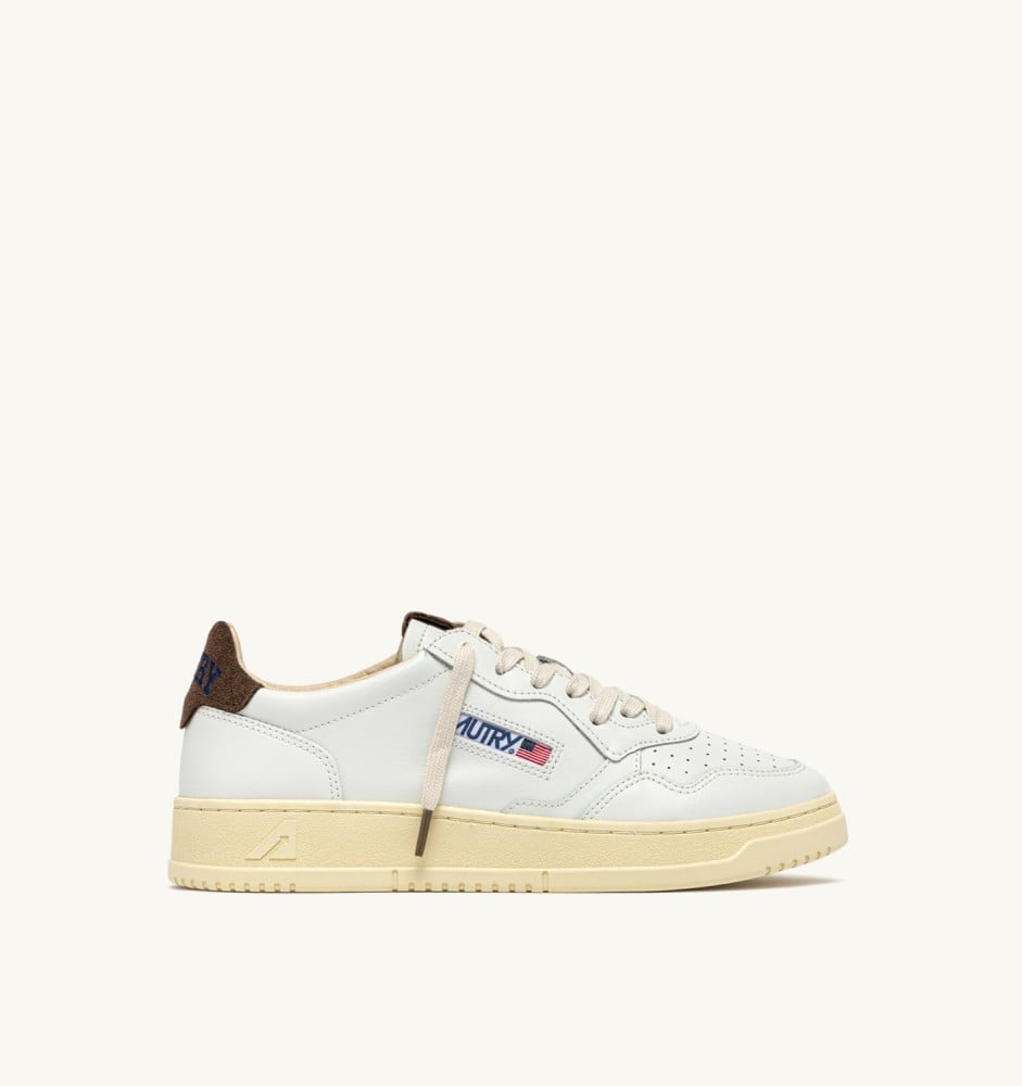 MEDALIST LOW IN WHITE LEATHER AND CHOCOLATE CHIP SUEDE