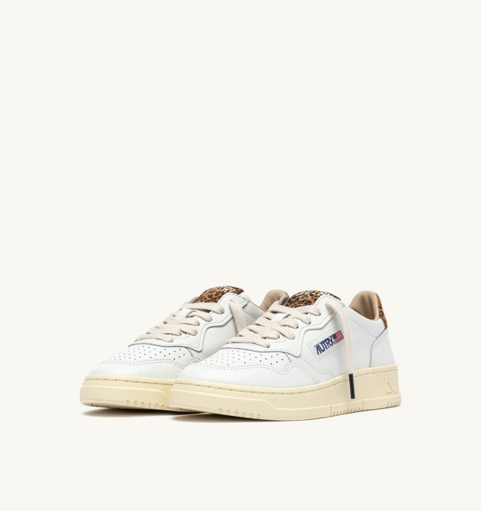 MEDALIST LOW IN WHITE LEATHER AND LEOPARD SUEDE