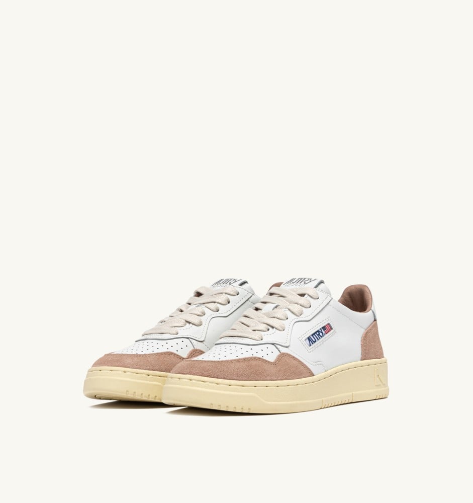 MEDALIST LOW IN WHITE LEATHER AND ROSE CANNEL SUEDE