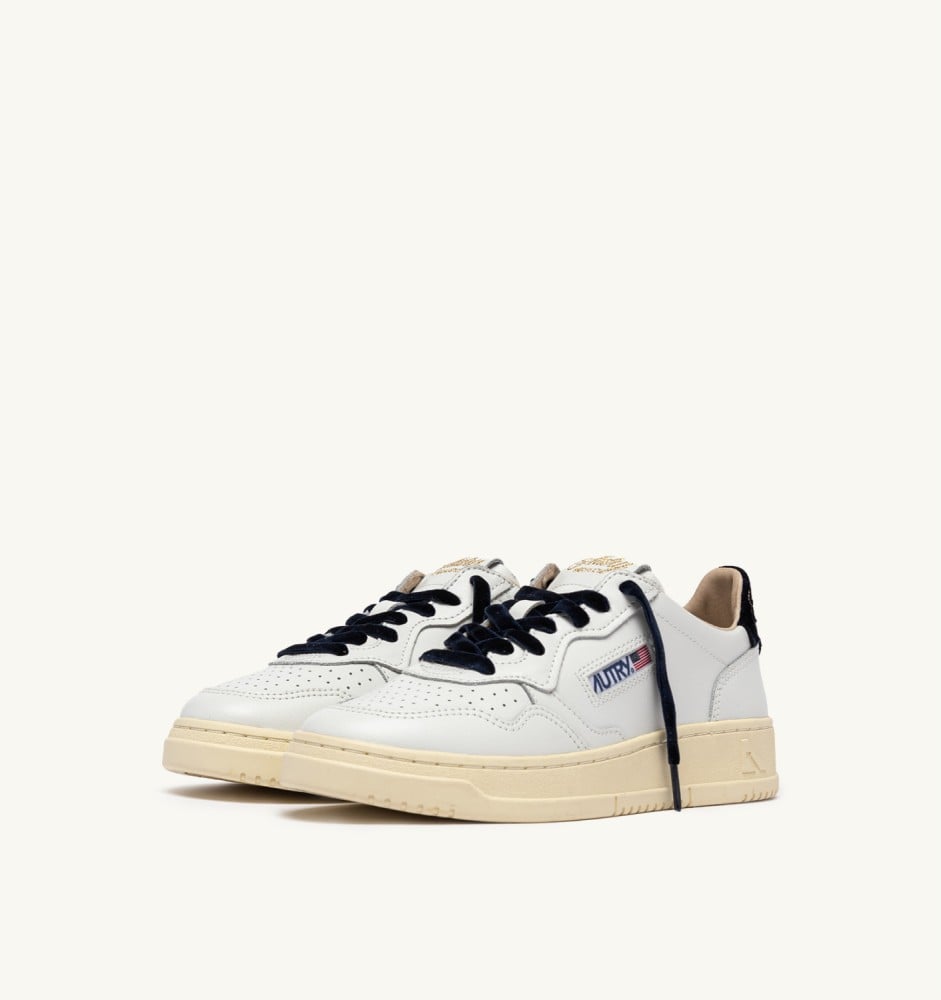 MEDALIST LOW IN WHITE LEATHER AND SPACE VELVET