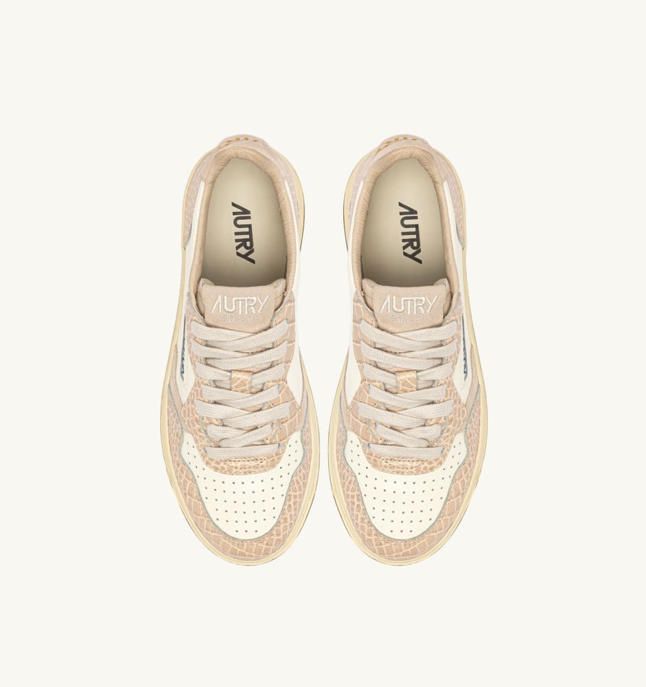 MEDALIST LOW IN MARSHMALLOW AND IVORY LEATHER