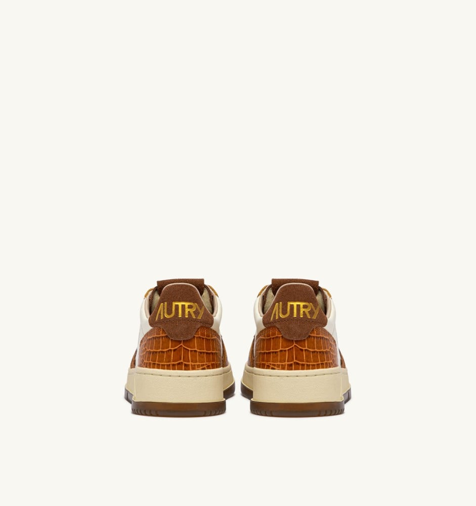 MEDALIST LOW IN MARSHMALLOW AND KENYA LEATHER