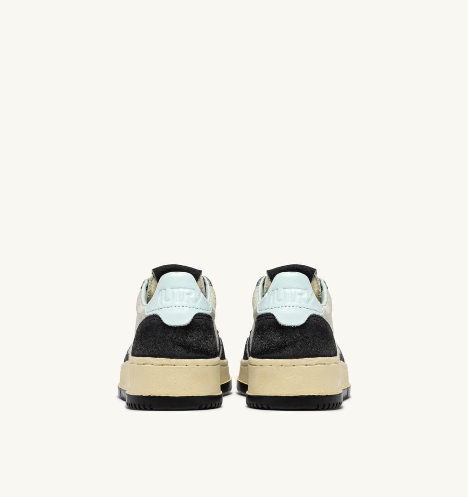 MEDALIST LOW IN SILVER AND BLACK SUGAR SUEDE