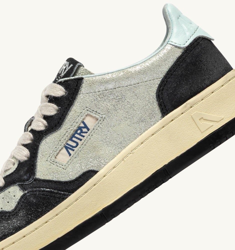 MEDALIST LOW IN SILVER AND BLACK SUGAR SUEDE