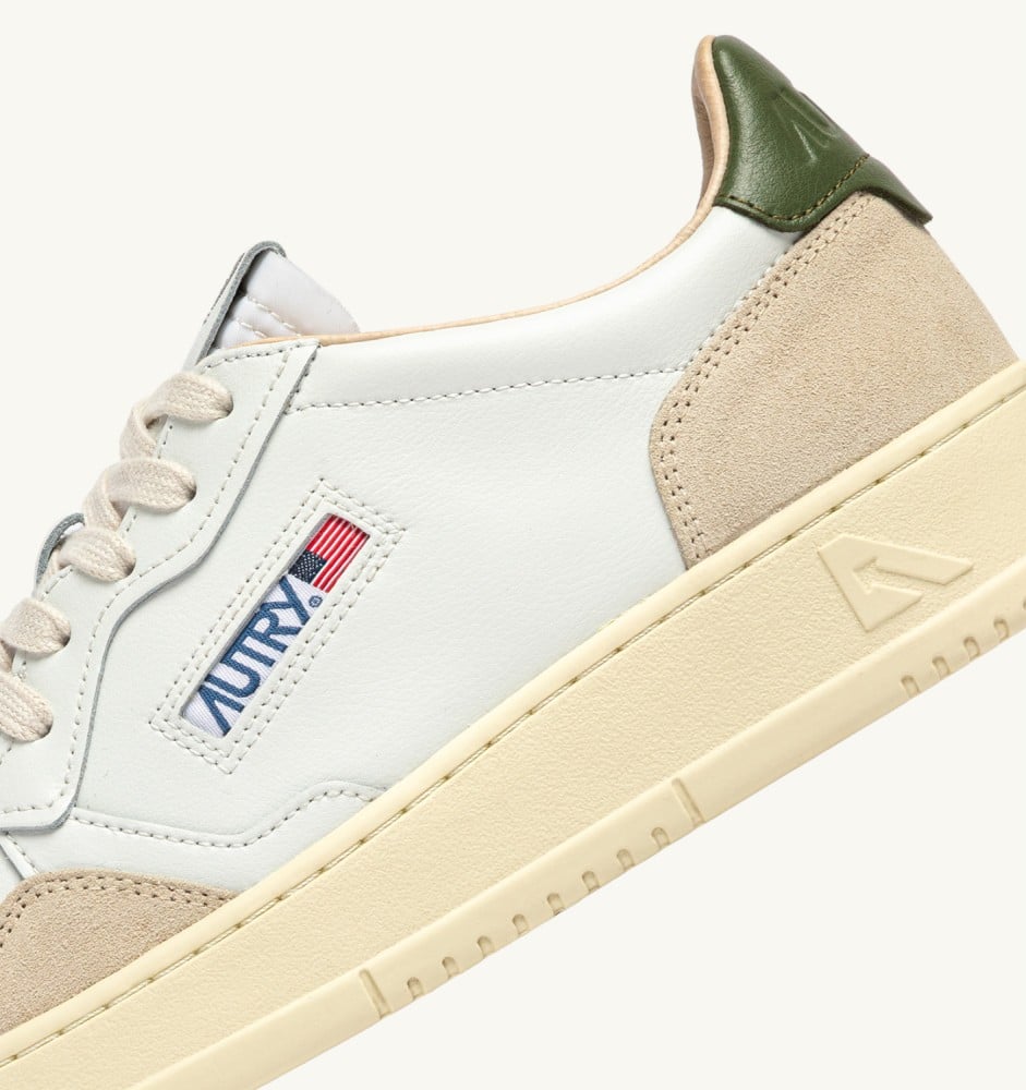 MEDALIST LOW IN WHITE LEATHER AND BRONZE GREEN SUEDE