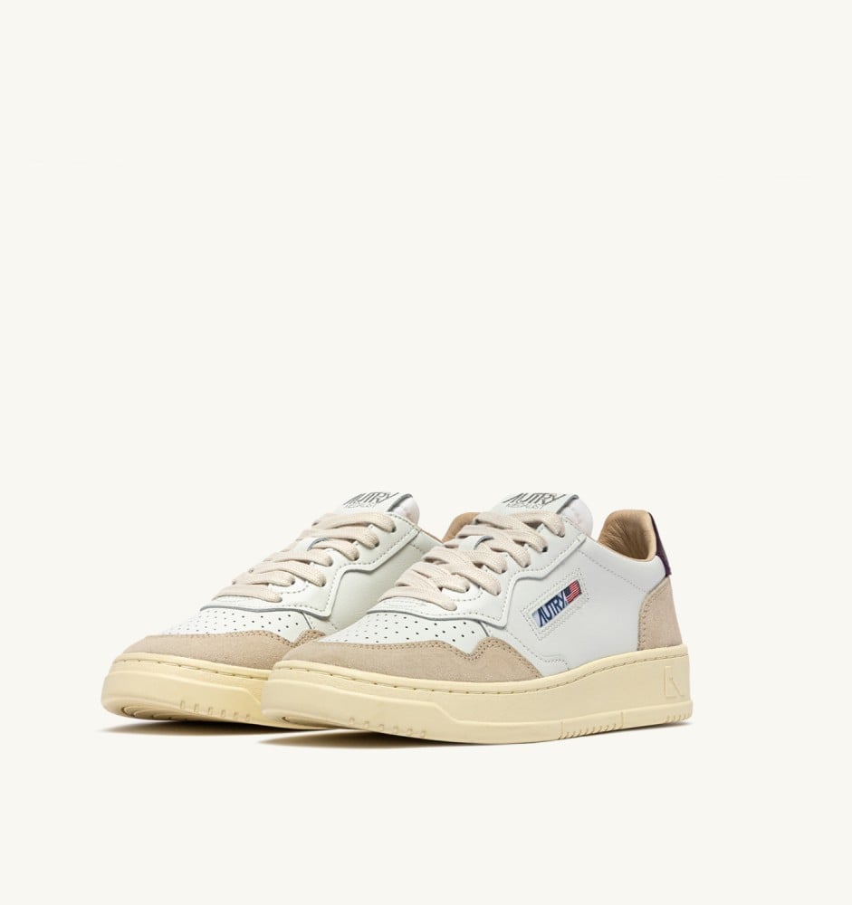 MEDALIST LOW IN WHITE LEATHER AND FIG SUEDE