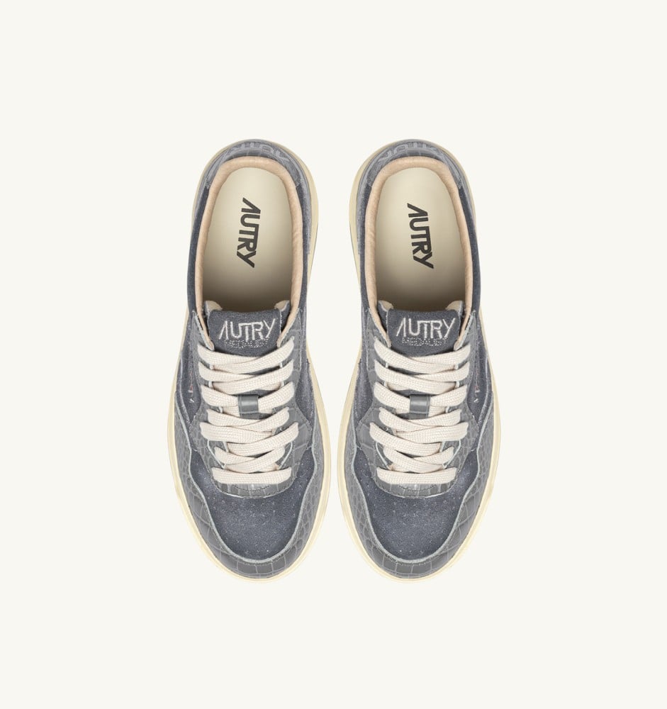 MEDALIST LOW IN NIGHT OWL SUEDE AND LEATHER