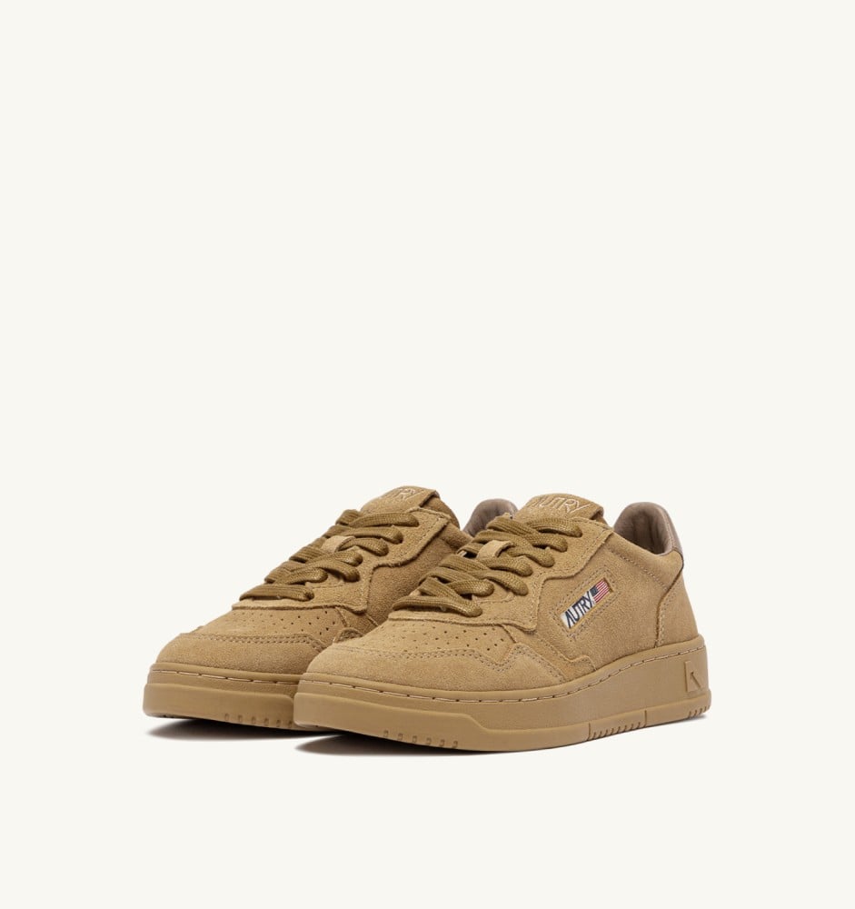 MEDALIST LOW IN COPPER AND ANTELOPE SUEDE