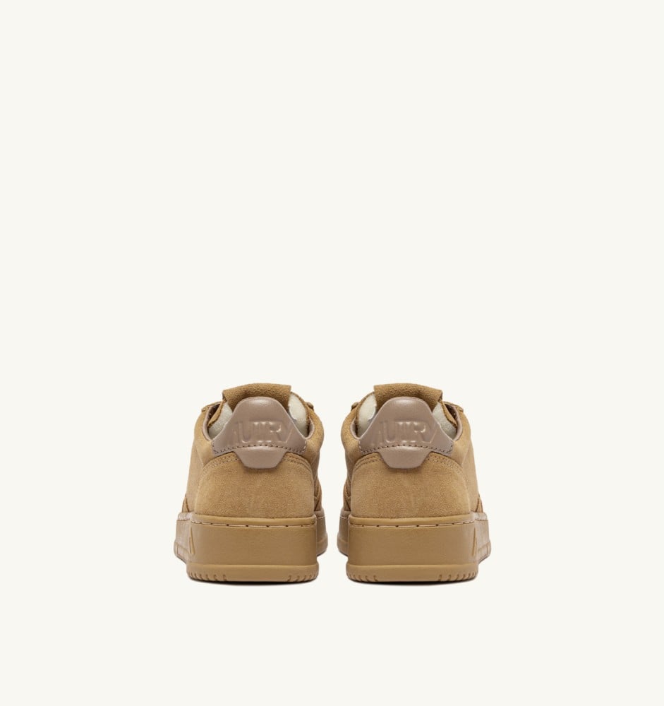 MEDALIST LOW IN COPPER AND ANTELOPE SUEDE