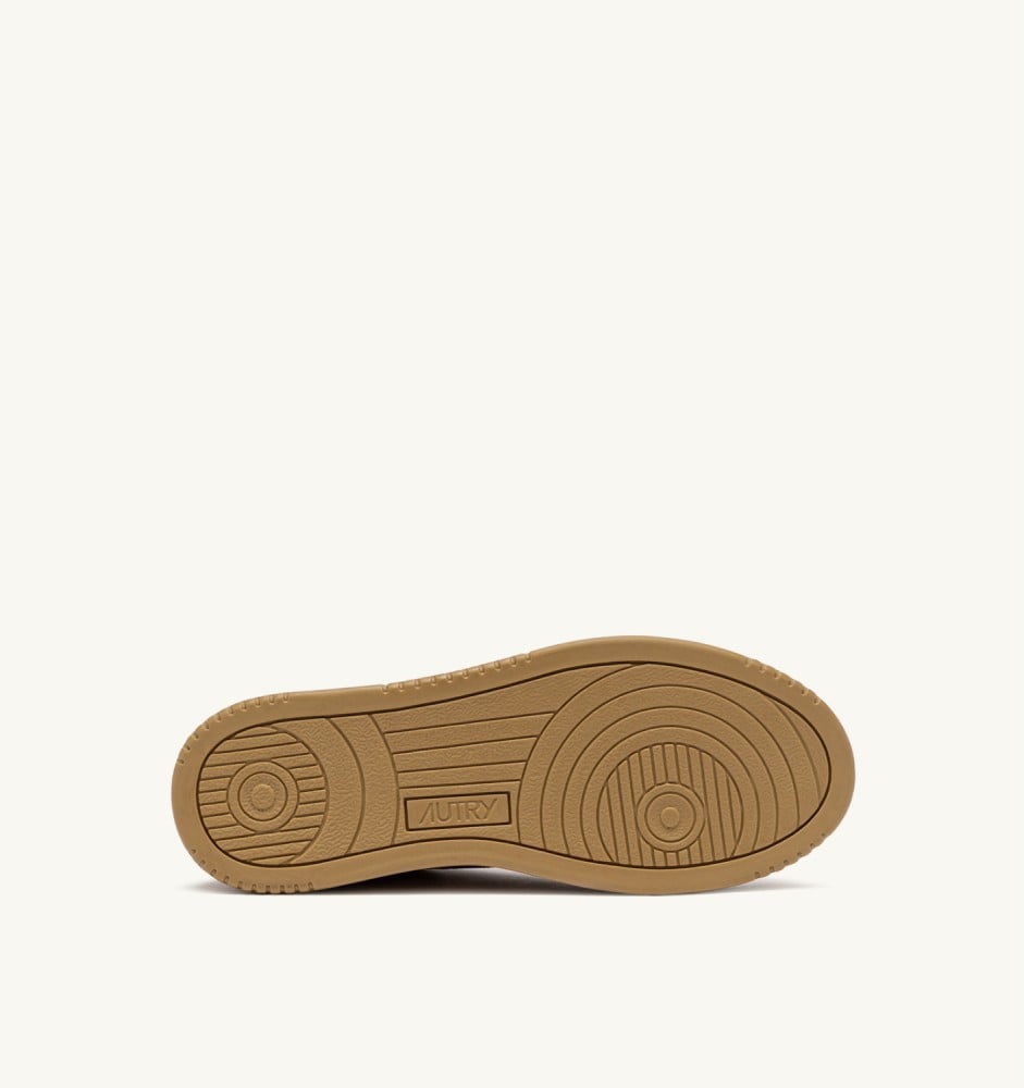 MEDALIST LOW IN COPPER AND ANTELOPE SUEDE