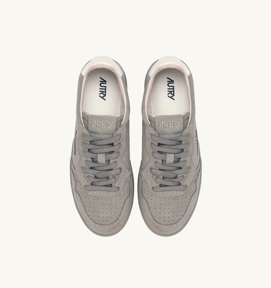 MEDALIST LOW IN SILVER SAGE AND IVORY SUEDE
