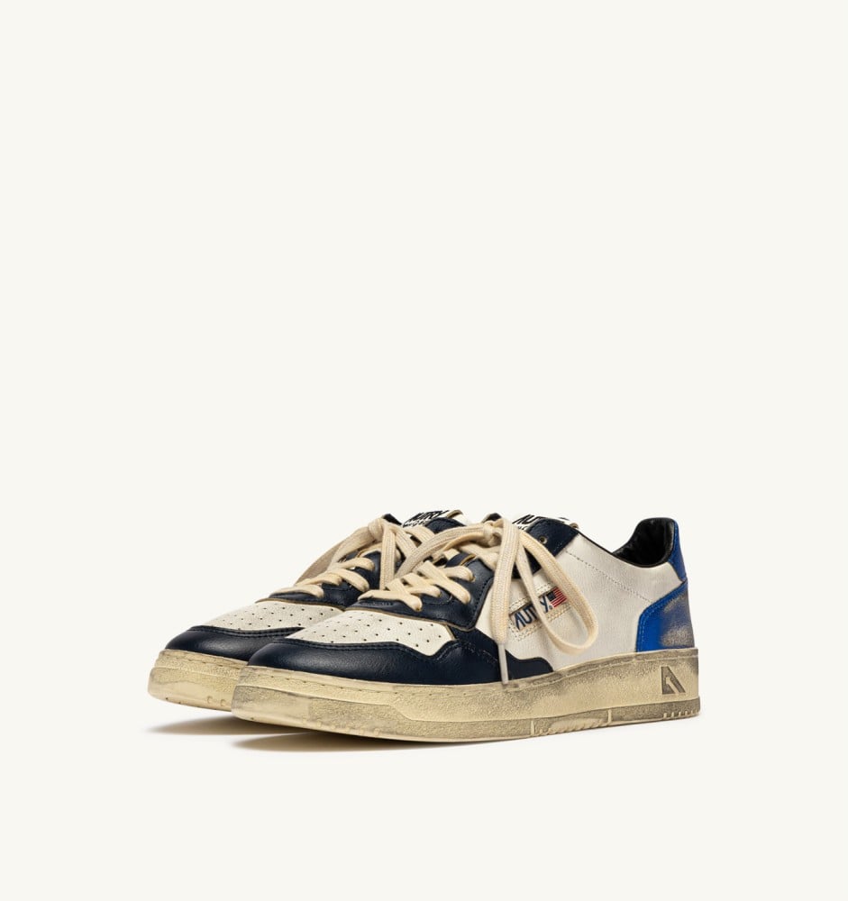 MEDALIST LOW SUPER VINTAGE IN WHITE, SPACE BLUE AND BLUE LEATHER
