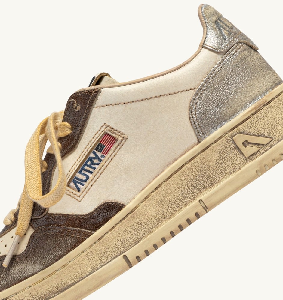 MEDALIST LOW SUPER VINTAGE IN CHOCOLATE AND SILVER LEATHER
