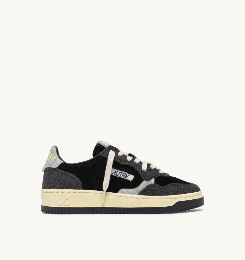 MEDALIST LOW IN BLACK PHANTOM AND GRAY VELVET