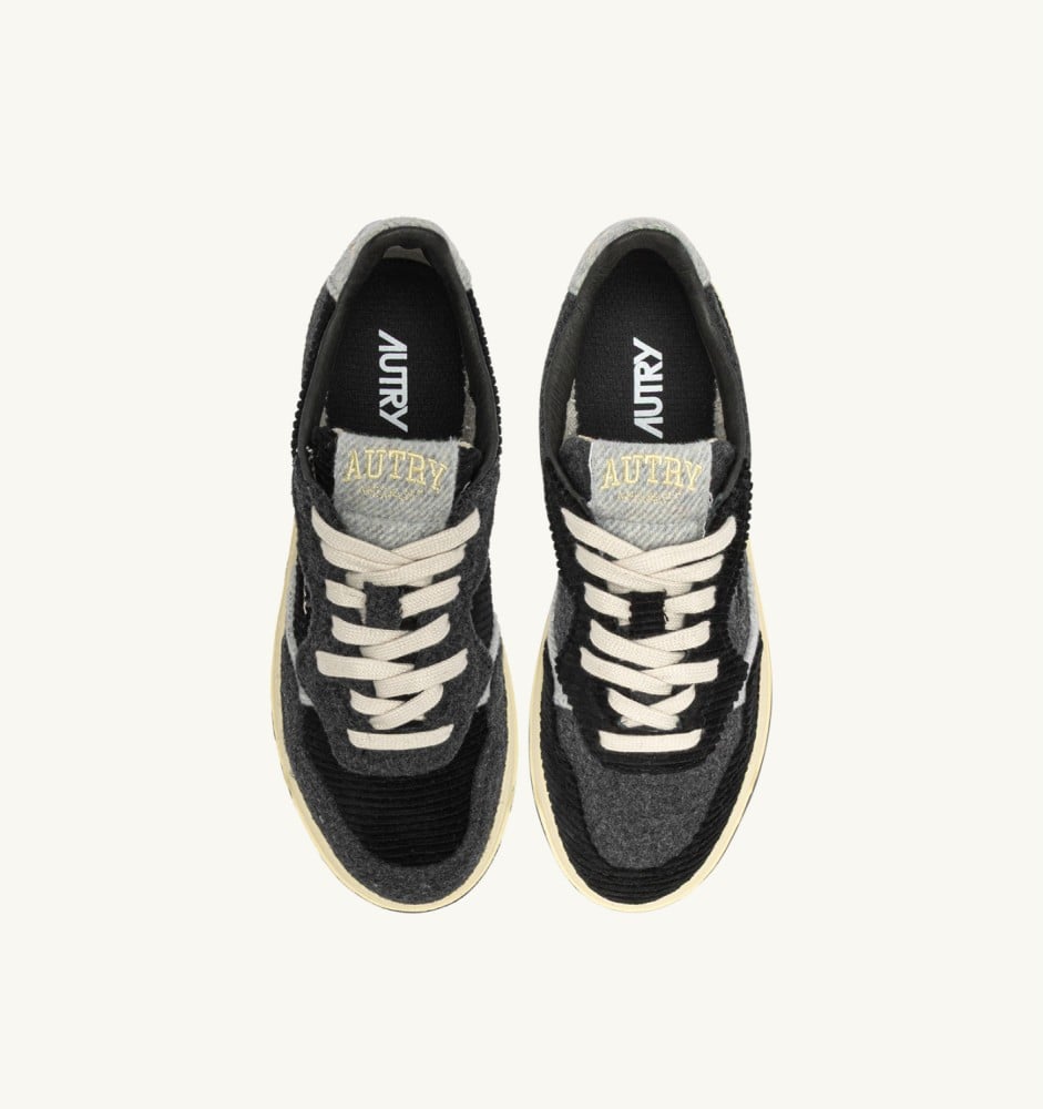 MEDALIST LOW IN BLACK PHANTOM AND GRAY VELVET