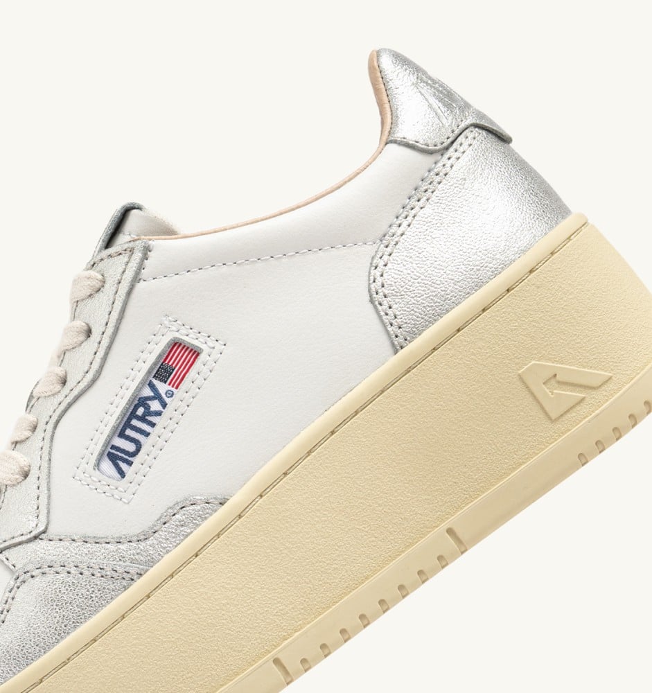 MEDALIST PLATFORM IN WHITE AND METALIZED SILVER LEATHER