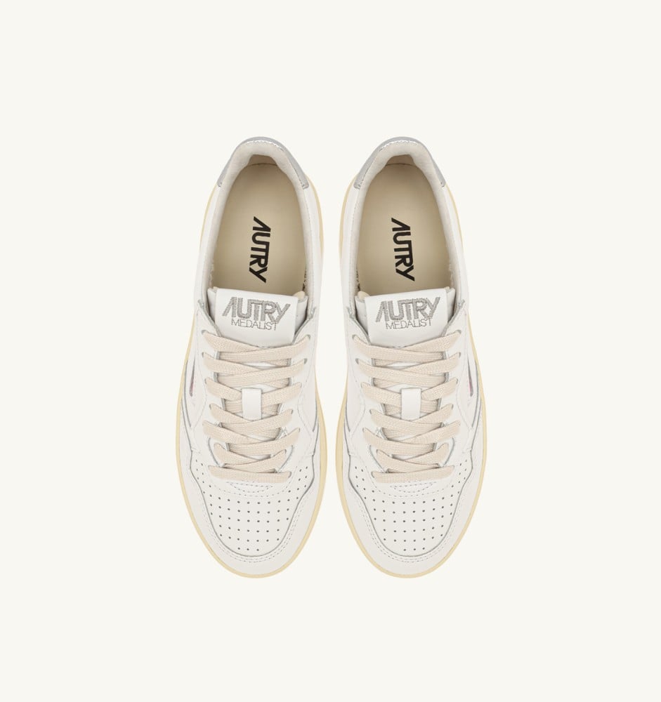 MEDALIST PLATFORM IN WHITE AND METALIZED SILVER LEATHER