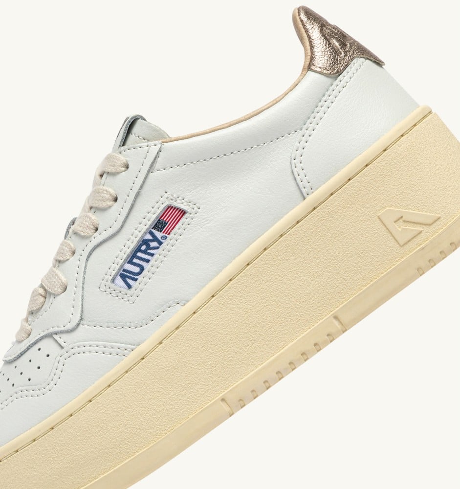 MEDALIST PLATFORM IN FEATHER GRAY AND WHITE SUEDE AND LEATHER
