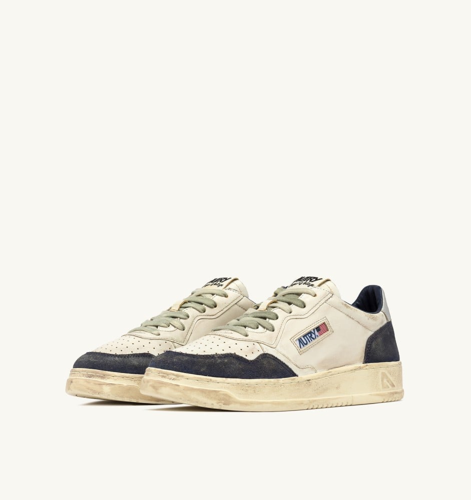 MEDALIST LOW SUPER VINTAGE IN SPACE BLUE AND SILVER LEATHER SUEDE