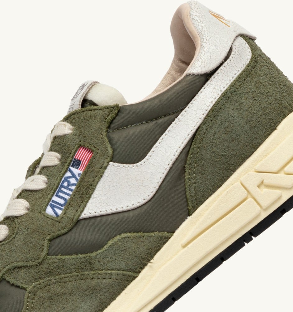 REELWIND LOW IN WHITE AND SAGE NYLON AND SUEDE