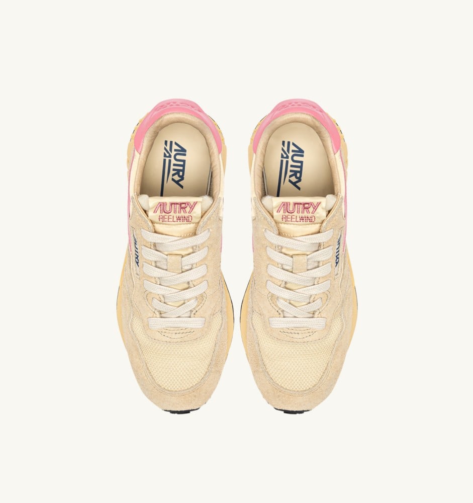 REELWIND LOW IN ECRU AND GERANIUM PINK NYLON AND SUEDE
