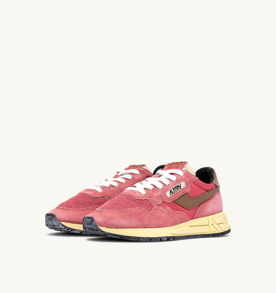 REELWIND LOW IN STRAWBERRY SUGAR AND COCONUT NYLON AND SUEDE