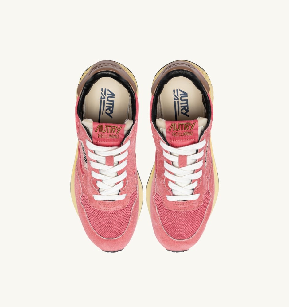 REELWIND LOW IN STRAWBERRY SUGAR AND COCONUT NYLON AND SUEDE