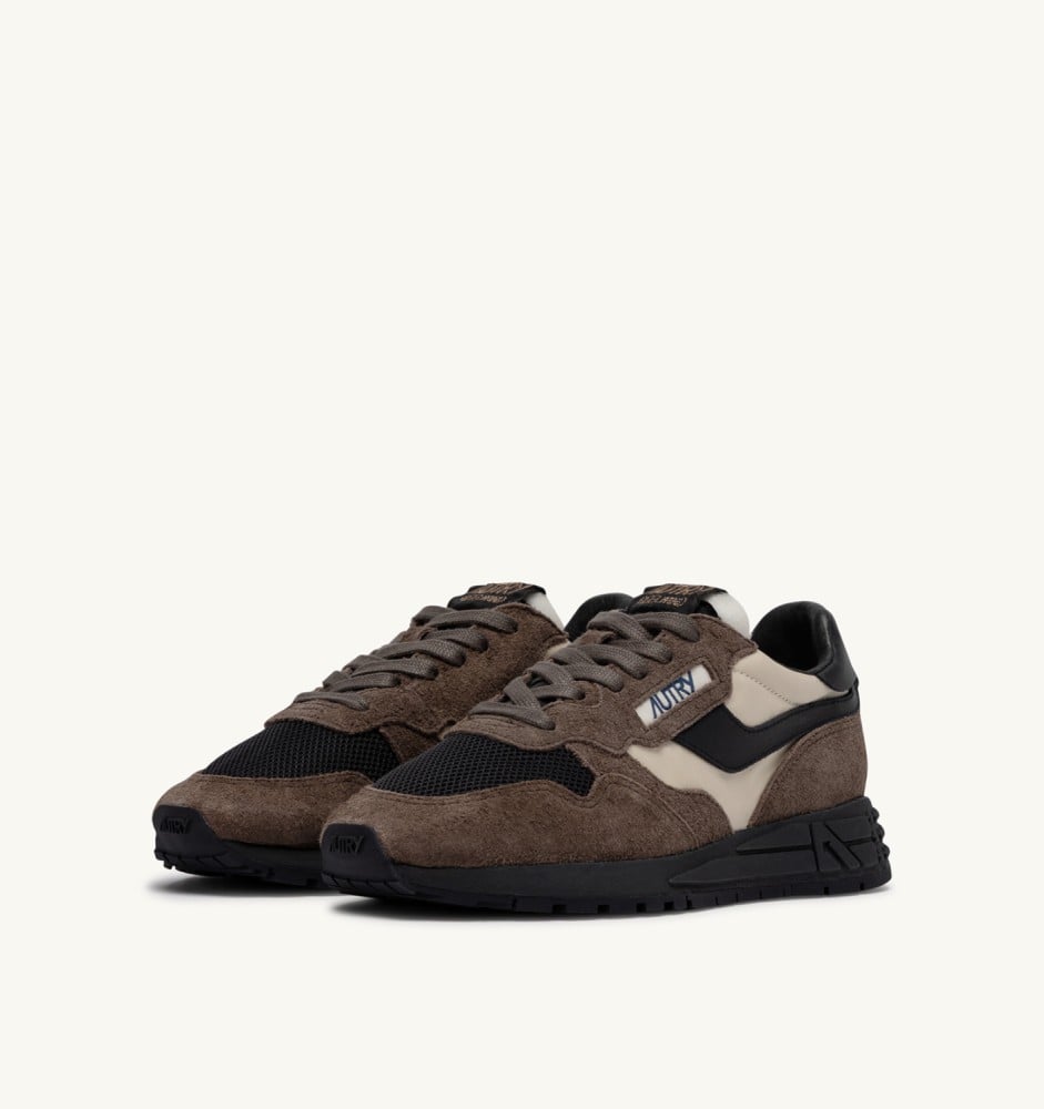 REELWIND LOW IN DARK BARK PEBBLE AND PHANTOM SUEDE AND NYLON