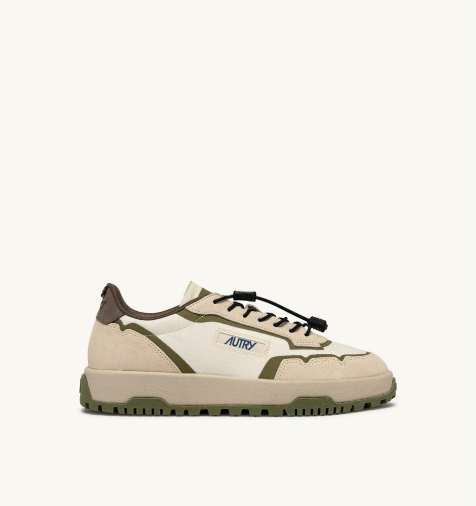 WILDPACE LOW IN WIFE AND CHOCOLATE RIPSTOP NYLON AND SUEDE