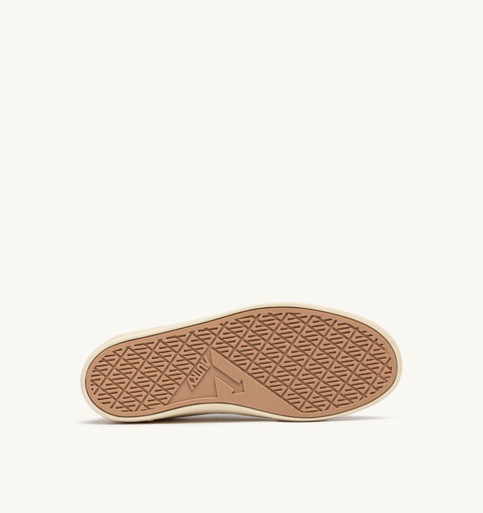 WINDSCAPE LOW IN CREAM CANVAS