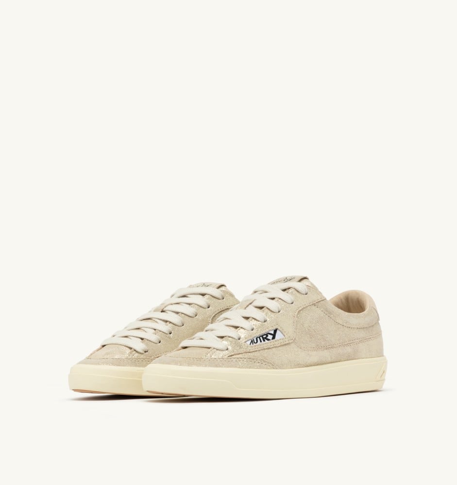 WINDSCAPE LOW IN PLATINUM AND SAND LAMINATED SUEDE