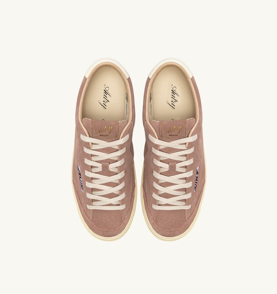 WINDSCAPE LOW IN PIGEON AND MARSHMALLOW SUEDE