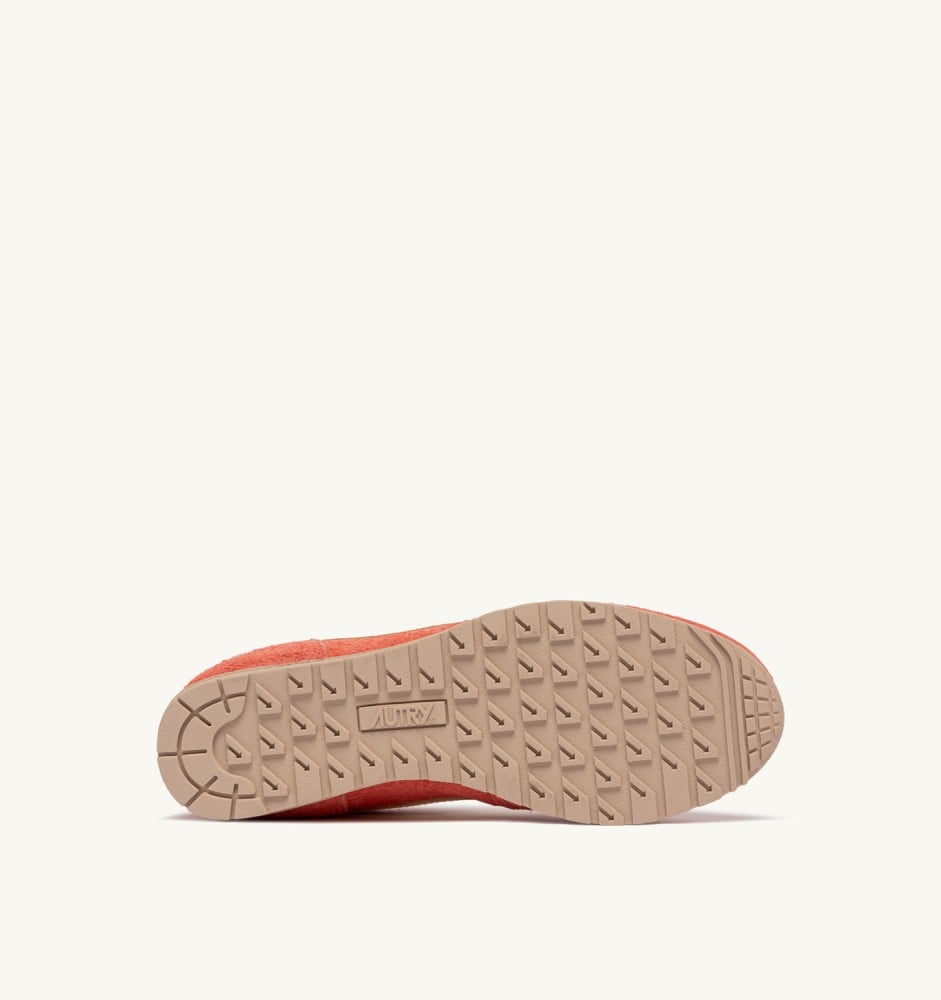 WINDSPIN IN BLUSH AND RUTABAGA SUEDE AND LEATHER