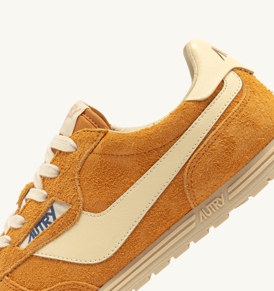 WINDSPIN IN SUEDE AND LEATHER COLOR CADMIUM AND RUTABAGA
