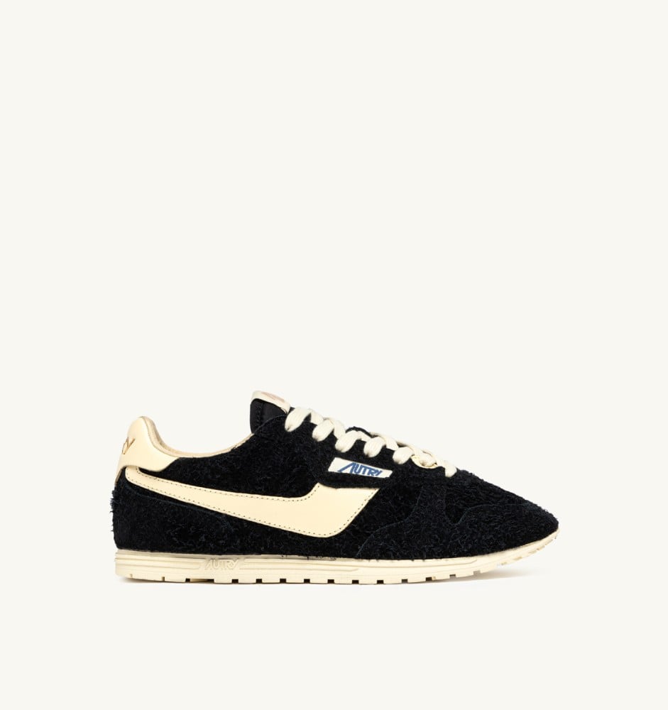 WINDSPIN IN BLACK AND RUTABAGA SUEDE AND LEATHER