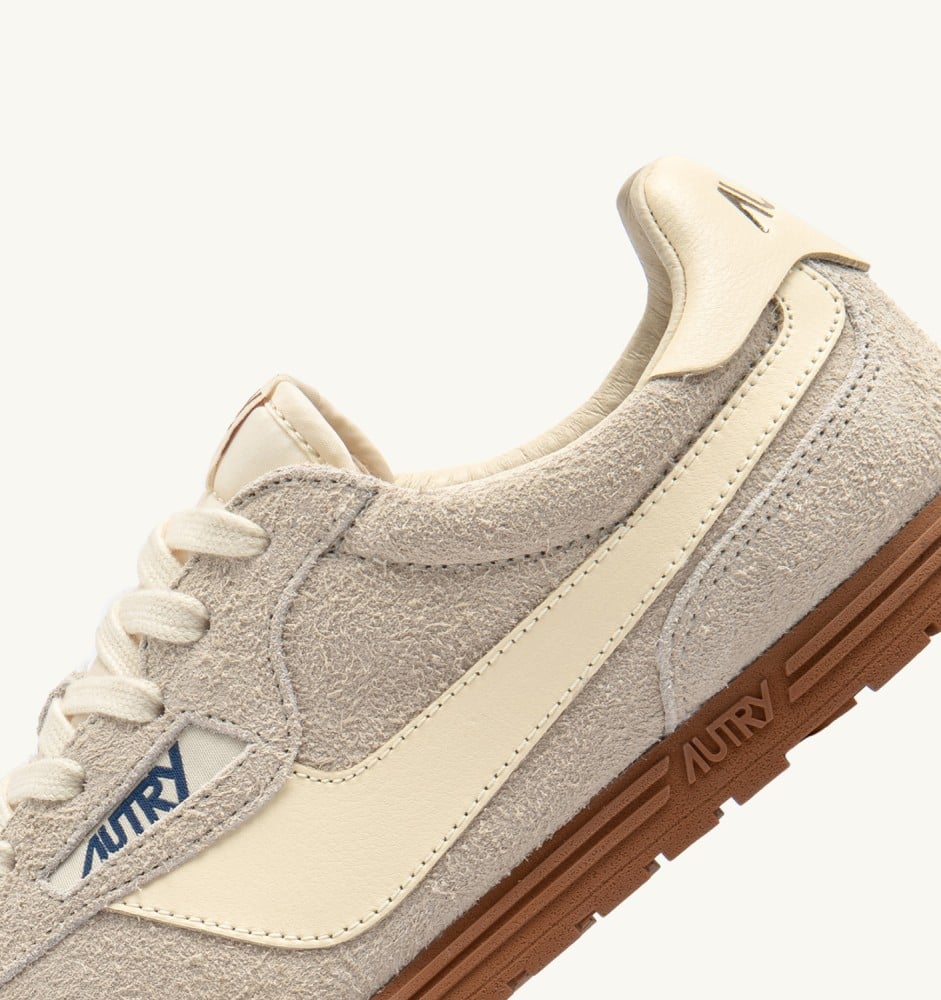 WINDSPIN IN WIFE AND RUTABAGA SUEDE AND LEATHER