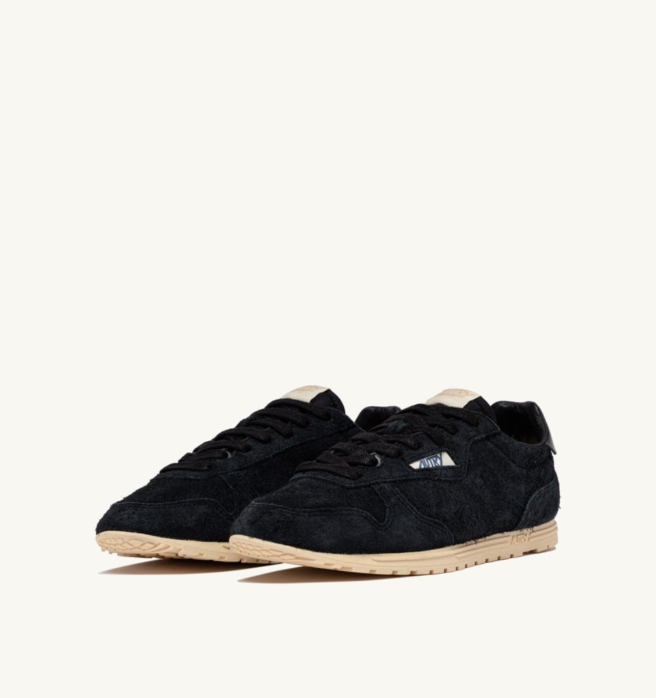 WINDSPIN IN BLACK SUEDE