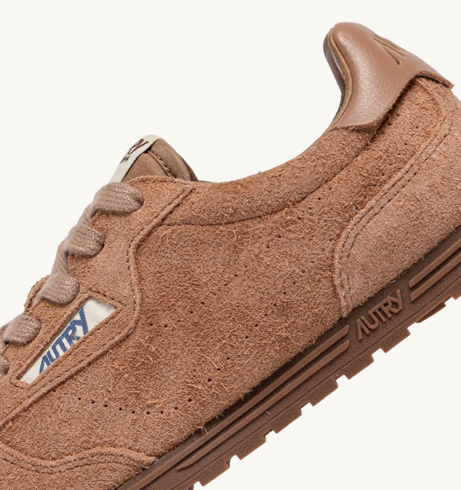 WINDSPIN IN SIENA BROWN SUEDE