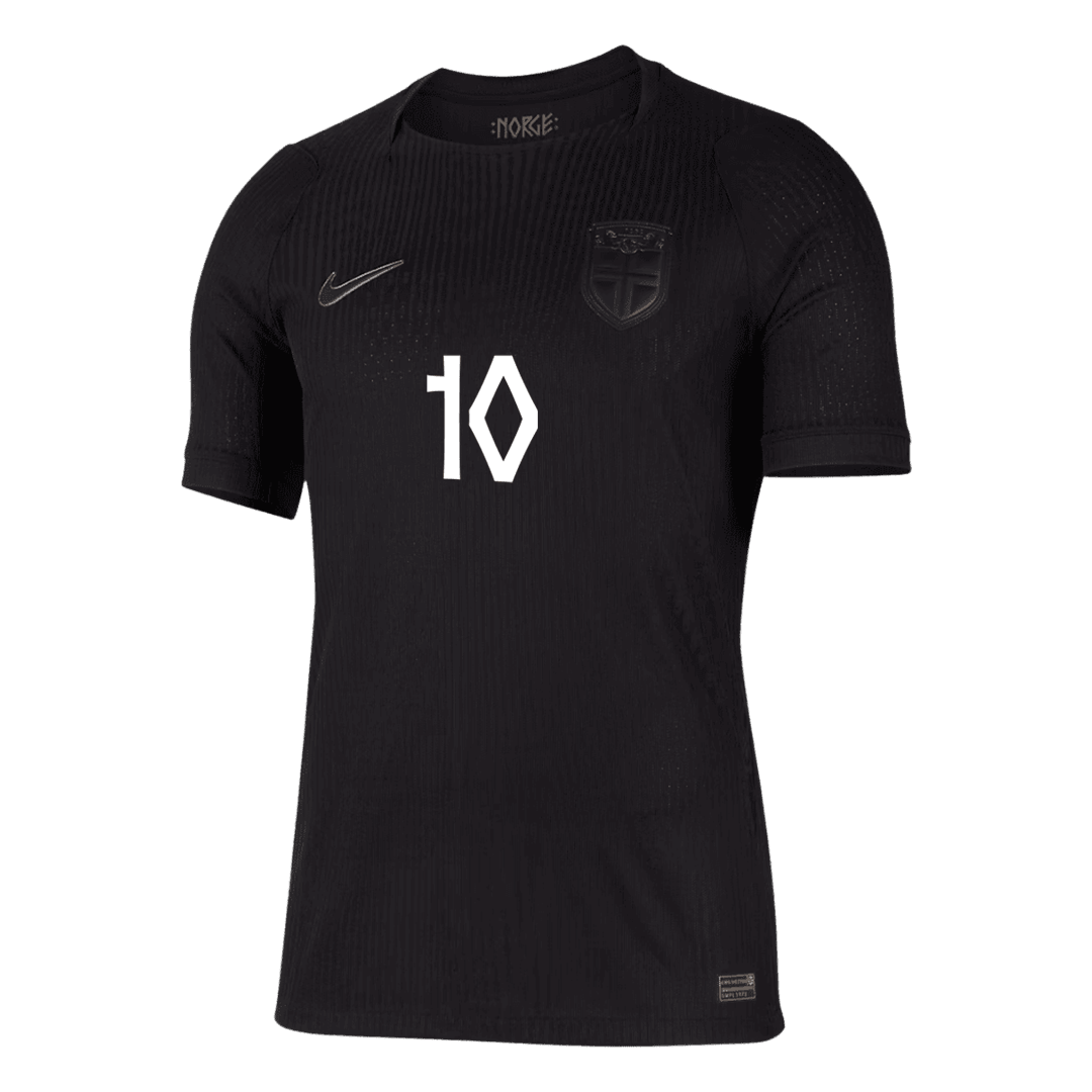 Front view of the men's Norway 2026 Away Player Version Slim Fit jersey in black with white crest details and a subtle tonal pattern