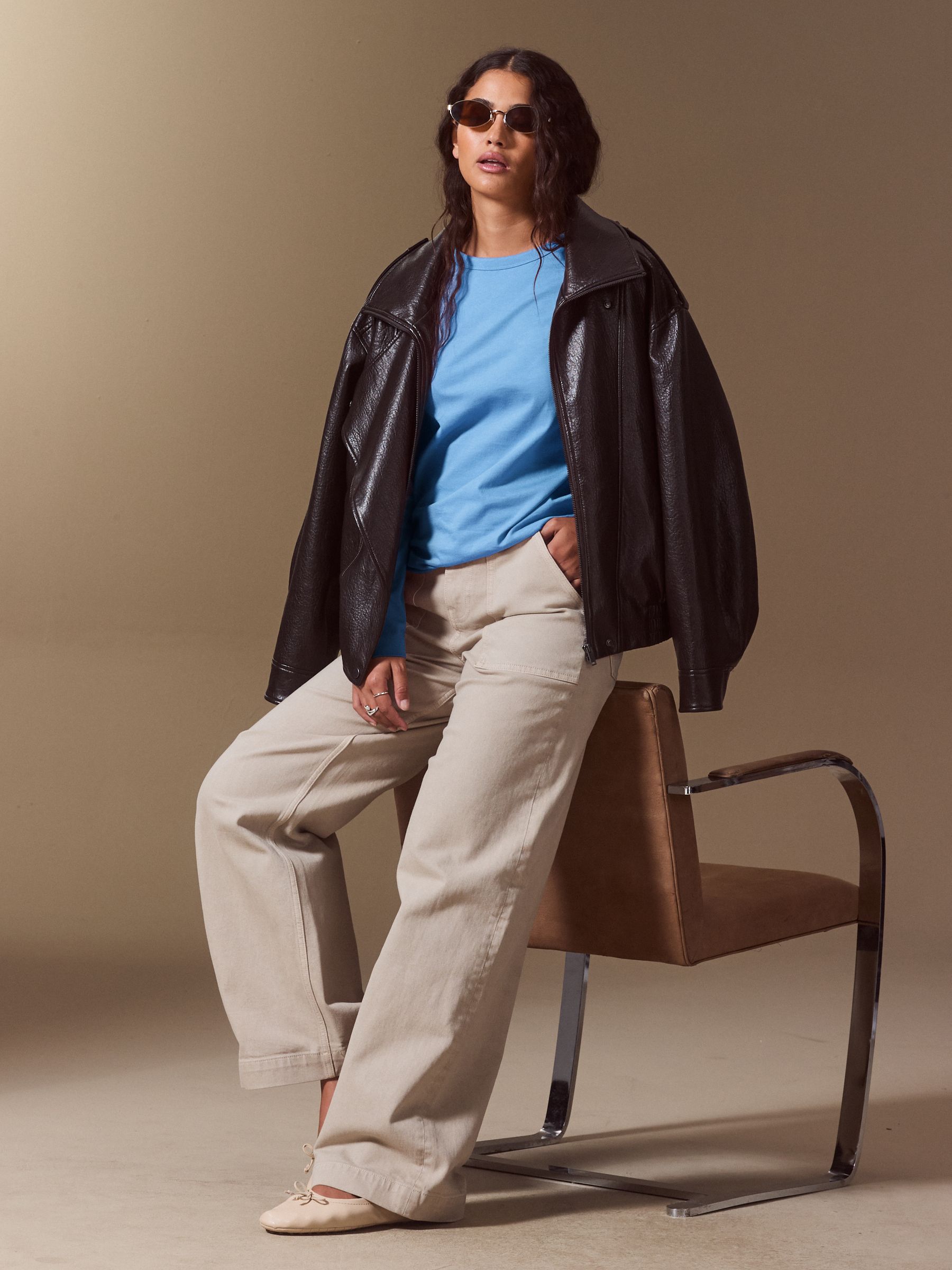 Long Sleeve Crew Neck T-Shirt - Bright Blue - Regular - Location Worn