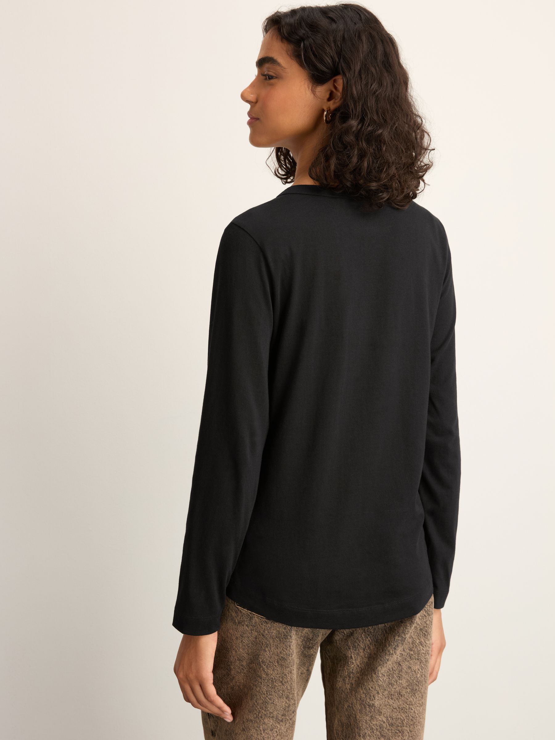 Long Sleeve Crew Neck T-Shirt - Black - Petite - SIP Worn