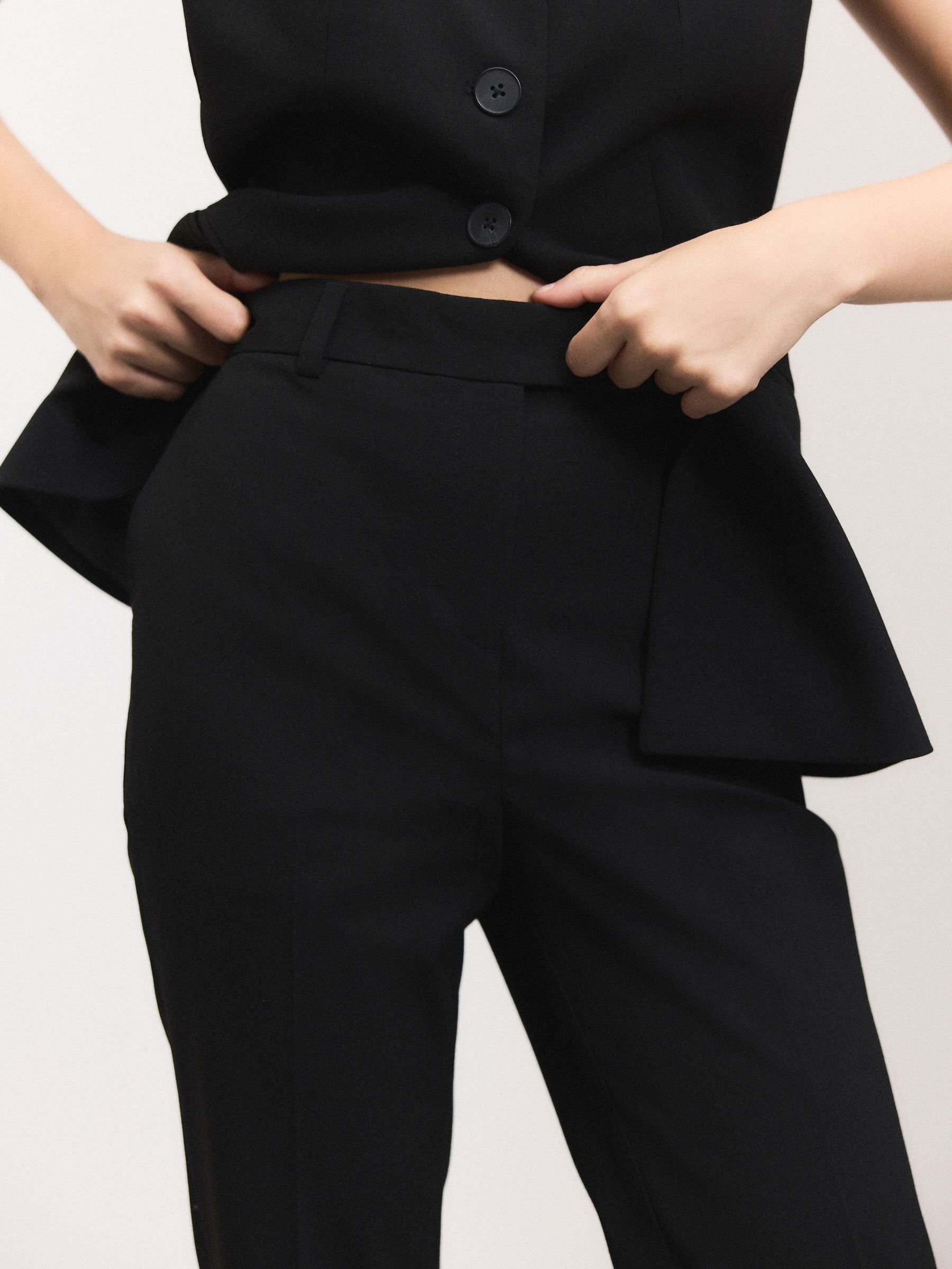 Tailored Bootcut Trousers With Wool - Black - Regular - Location Worn