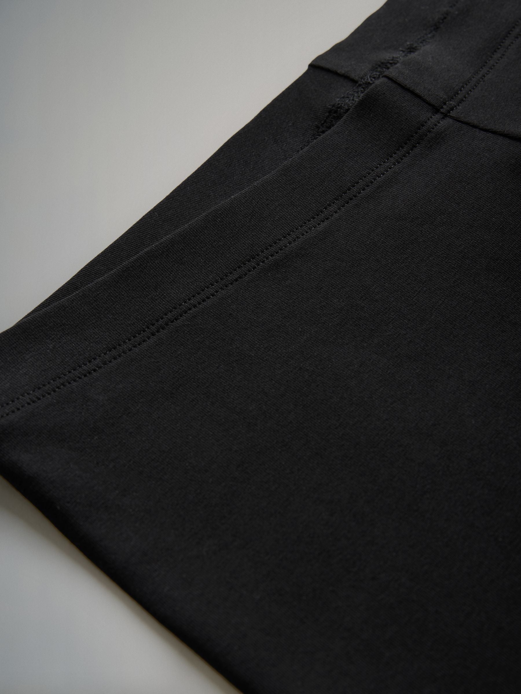 The Set 5 Pack Basic Leggings - Black - Regular - SIP Still Life