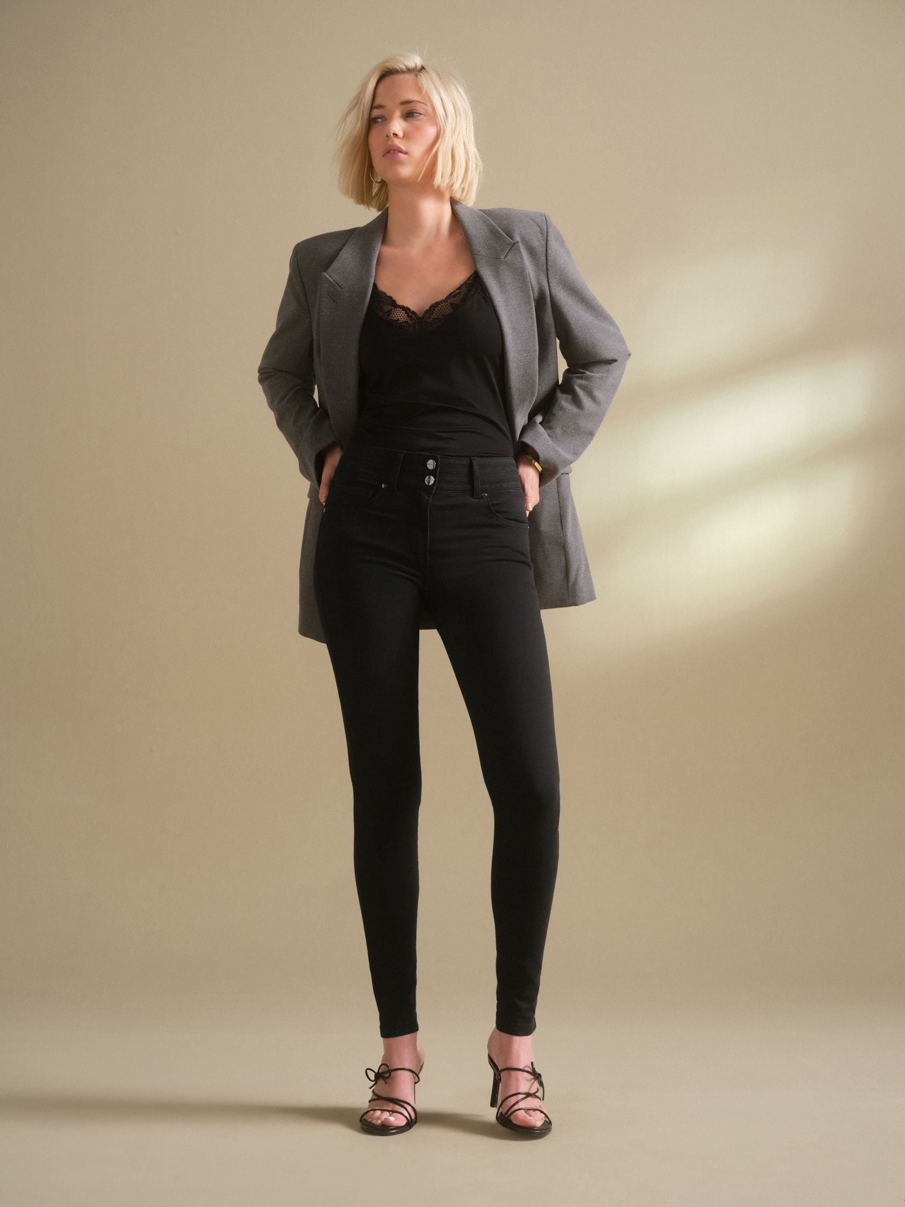 Lift Slim and Shape Skinny Jeans - Black - Regular - Location Worn