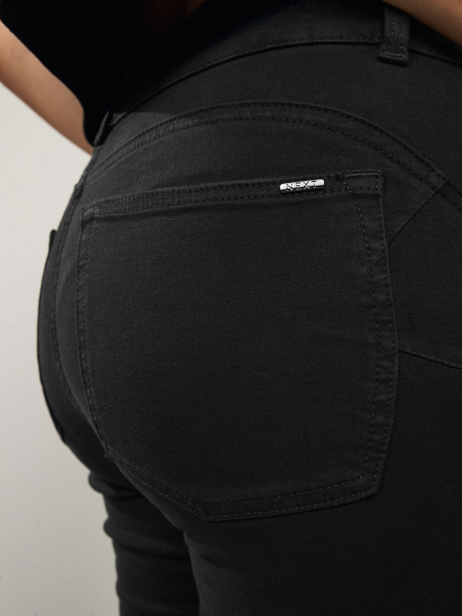 Lift Slim and Shape Jeans - Black - Regular - SIP Worn