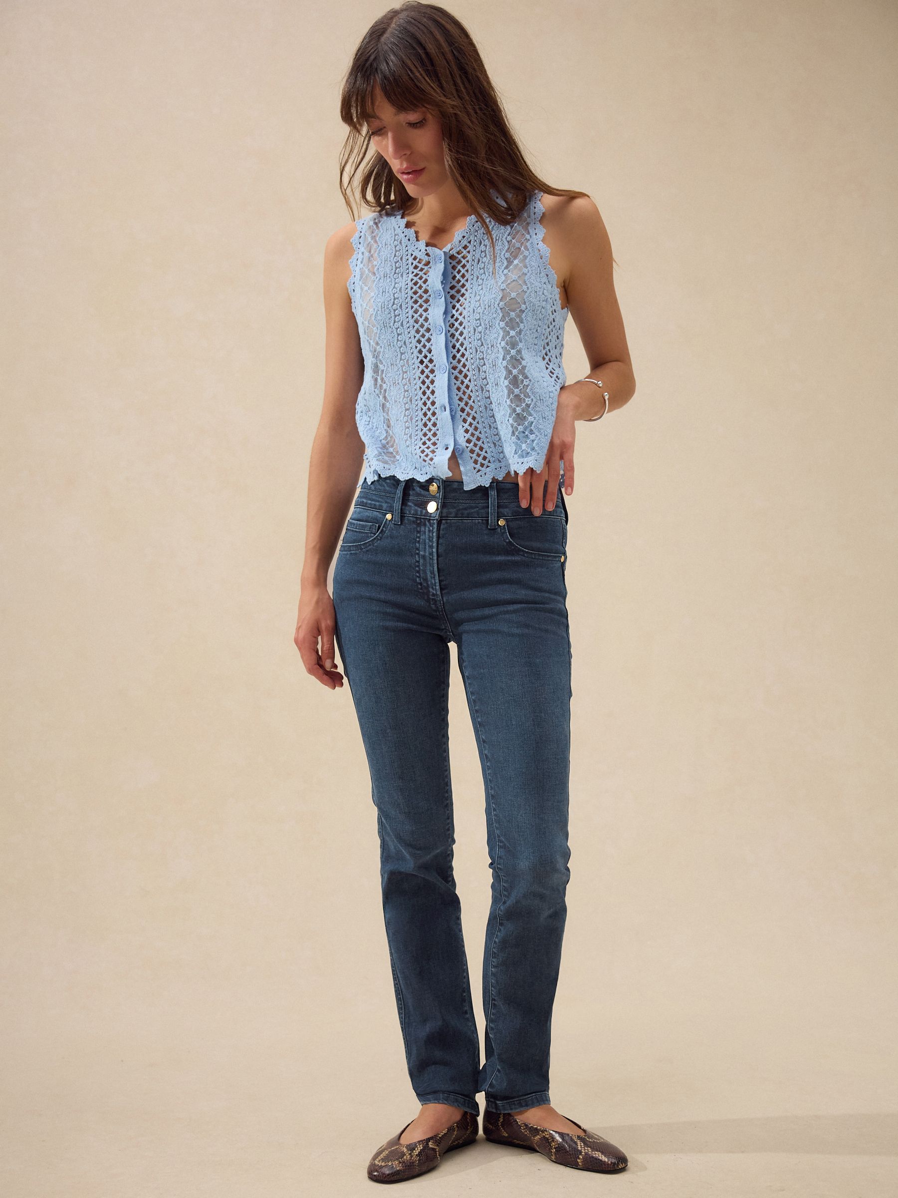 Lift Slim and Shape Jeans - Dark Blue - Regular - Location Worn